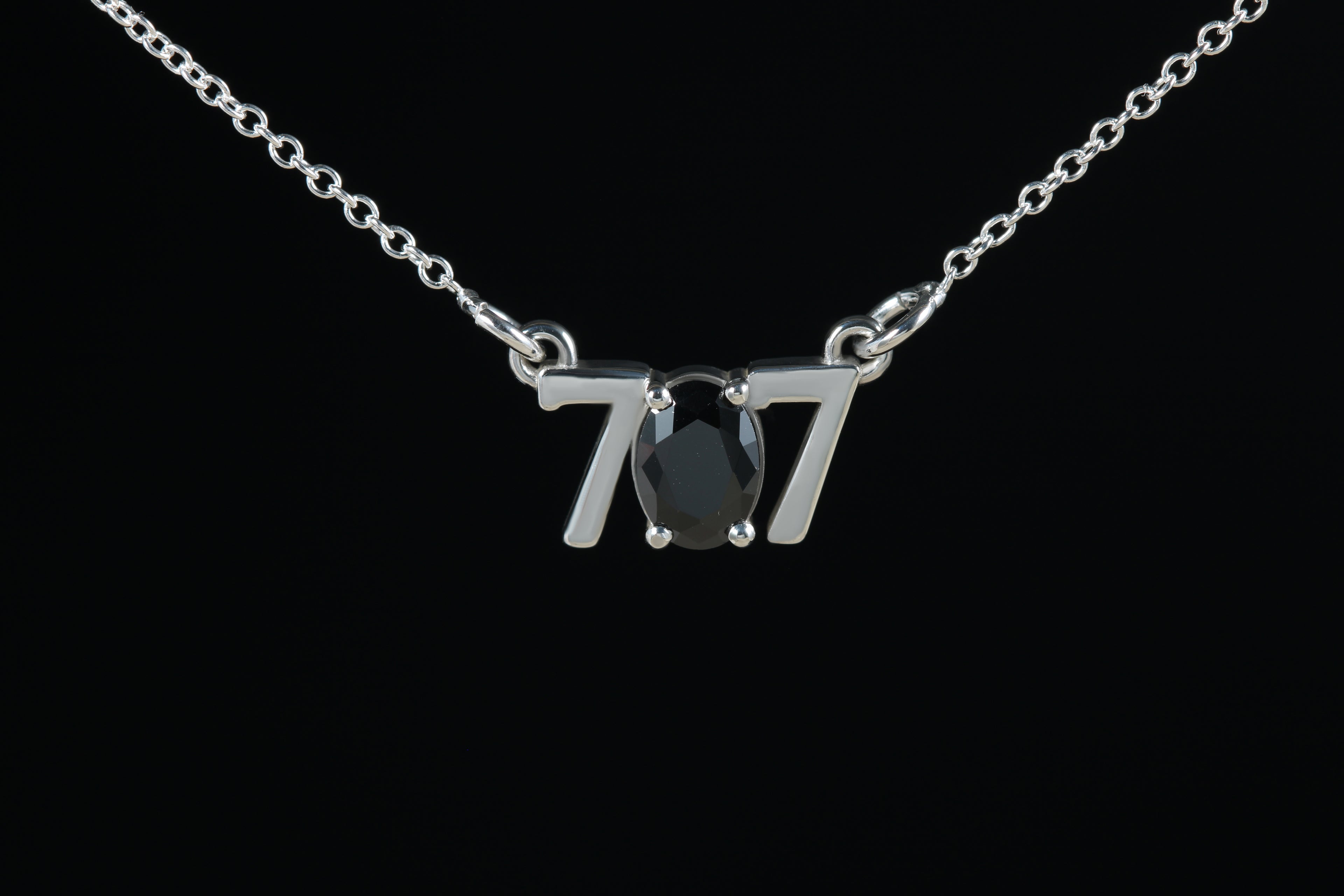 707 Necklace negro en plata de ley