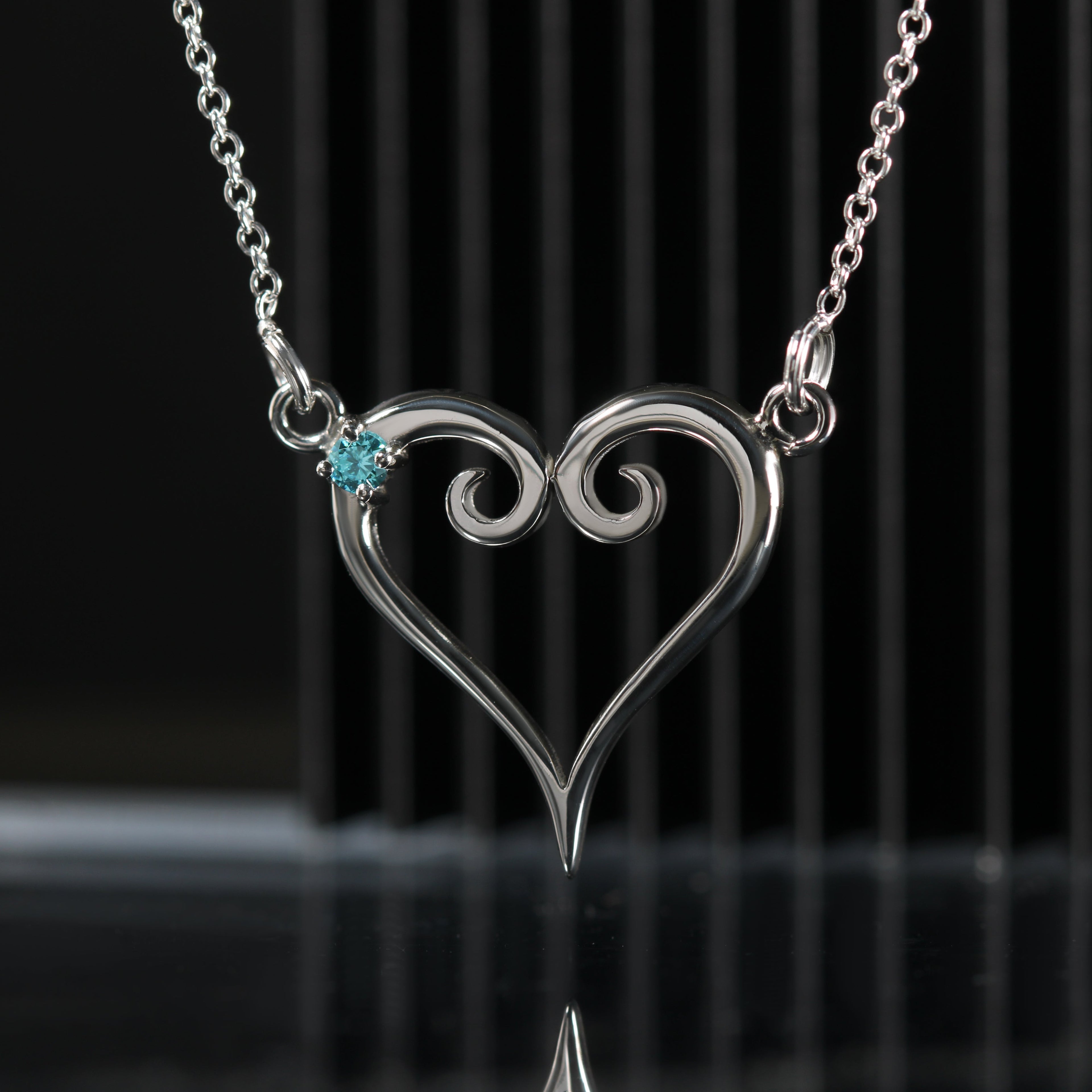 Colgante de plata de ley con aguamarina – Kokoro Necklace